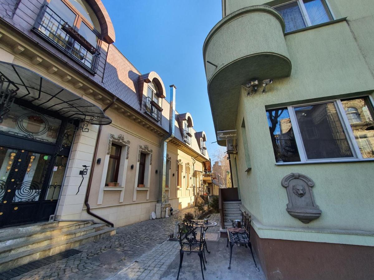 Vila Sia Bukarest Exteriör bild