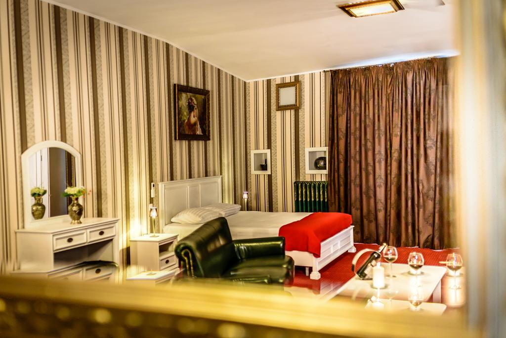 Vila Sia Bukarest Exteriör bild