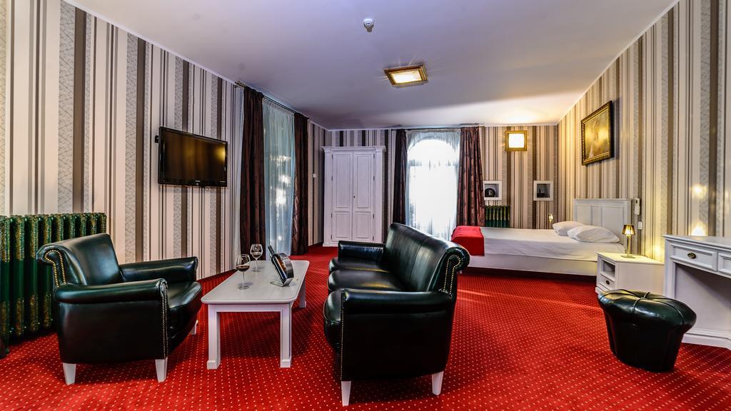 Vila Sia Bukarest Exteriör bild
